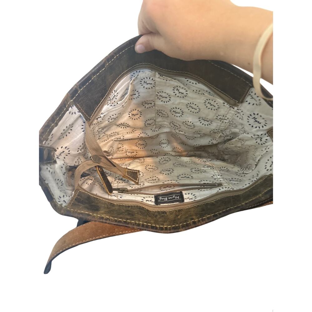 Myra bag made from upcycled canvas and genuine leather - Picture 5 of 5